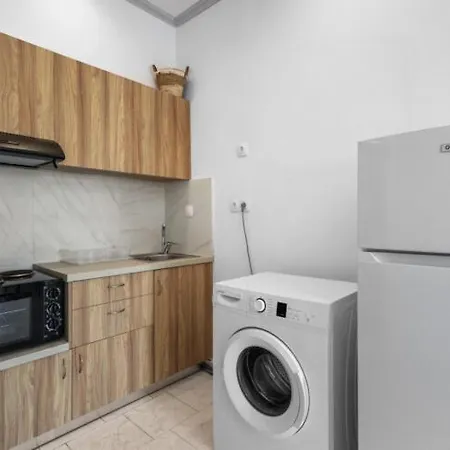 Sun Beach Apartments In Chania 8 &10& 13 * خانيا