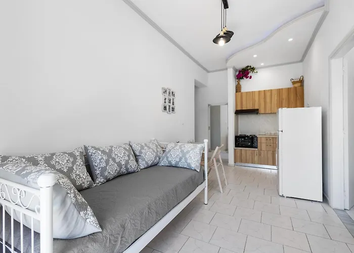 Sun In Chania 8 &10& 13 * La Canea