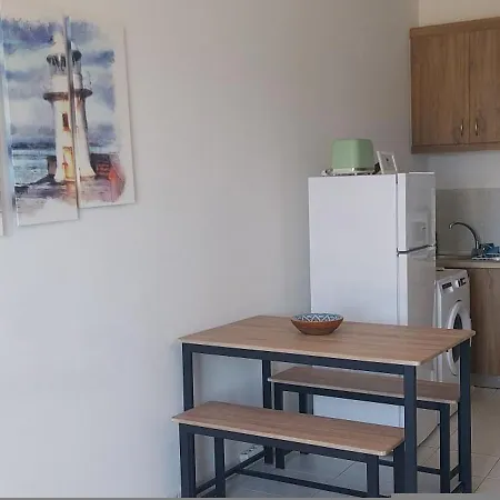 Sun Beach Apartments In Chania 8 &10& 13 干尼亞